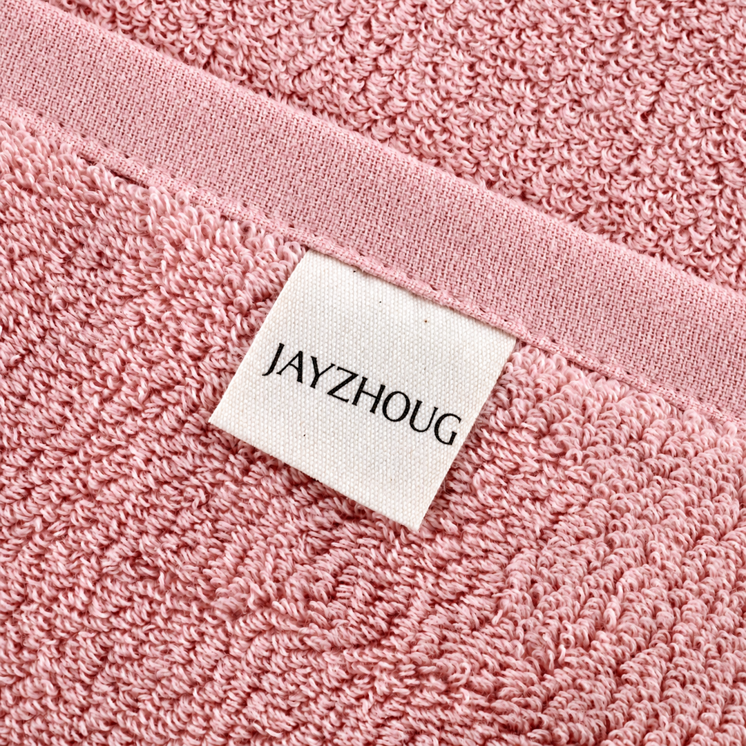 Ultrasoft Luxe Bundle towel detail with JAYZHOUG label